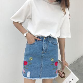 Flower Embroidered Fray Hem Denim Skirt