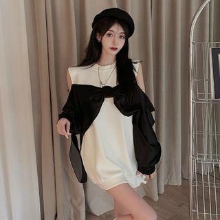 Cold-shoulder Ribbon Two-tone Sweatshirt White - One Size