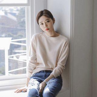 Button-shoulder Slit-cuff Knit Top