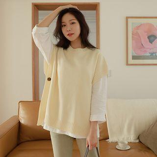 Dip-back Button-side Sweater Vest