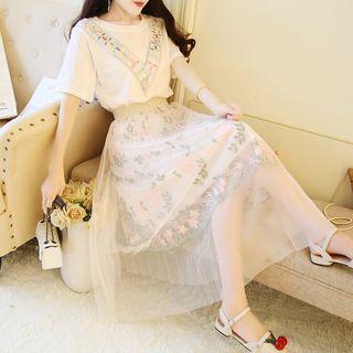 Set: Short-sleeve T-shirt + Floral Midi A-line Skirt