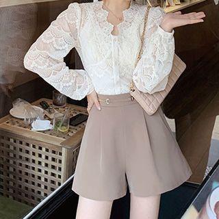 Balloon-sleeve V-neck Lace Blouse / Wide-leg Shorts
