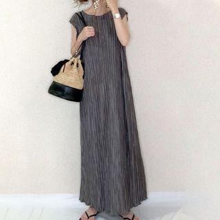 Sleeveless Round-neck Maxi Dress Gray - One Size