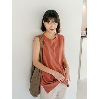 Plus Size Slit-side Tank Top