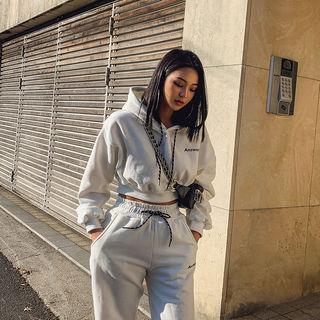Answer Printed Fleece-lined Cropped Hoodie