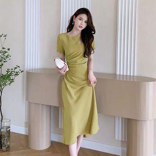 Plain Cutout Short-sleeve Midi Dress