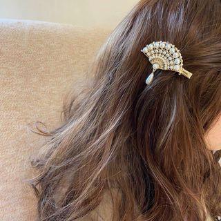 Faux Pearl Fan Hair Clip