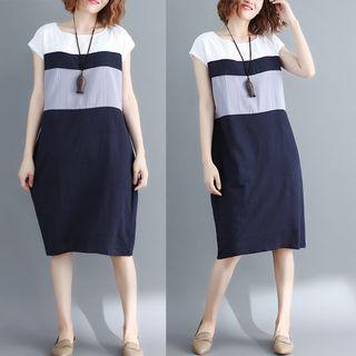 Cap-sleeve Color Block Shift Dress