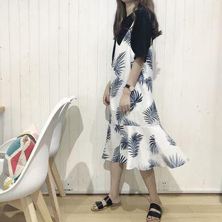 Leaf Print Spaghetti Strap Chiffon Dress