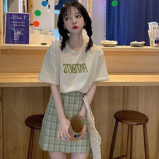 Set: Short-sleeve Letter T-shirt + Mini Plaid Skirt