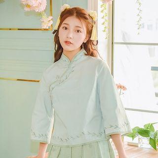 Embroidered 3/4 Sleeve Chinese Button Top