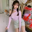 Long-sleeve One-shoulder T-shirt / Plaid Mini Pencil Skirt