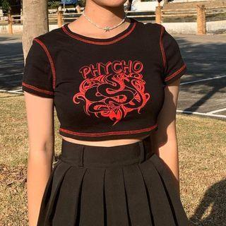 Lettering Cropped Short Sleeve Top