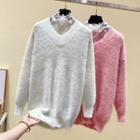 Plain V-neck Sweater / Long-sleeve Lace Top