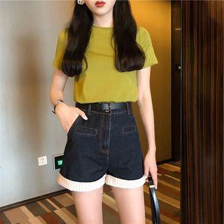 Set: Short-sleeve Plain T-shirt + Denim Shorts