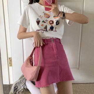 Short-sleeve Graphic Print T-shirt / Frayed Denim A-line Mini Skirt