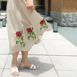 Rosette-embroidered V-neck Maxi Dress