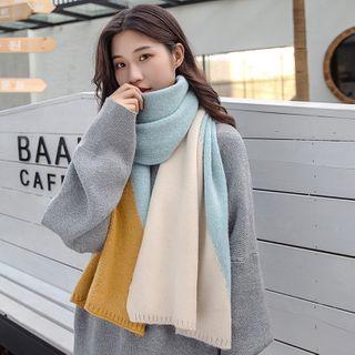 Color Panel Yarn Scarf
