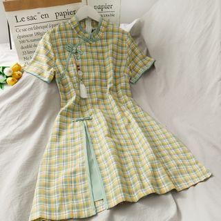Slit-front Frog-button Checker Qipao Dress
