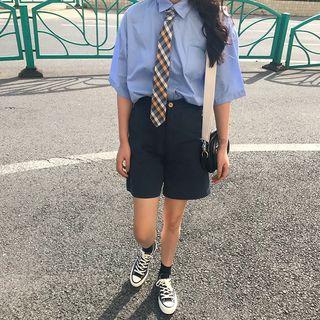 Pocketed Elbow-sleeve Shirt With Tie / High Waist Shorts