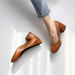 Round-toe Middle-heel Pumps