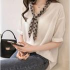 Plain Short Sleeve T-shirt With Patterned Scarf