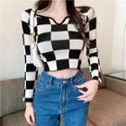 Long-sleeve Check Crop Knit Top