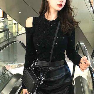 Cut-out Shoulder Glitter Top