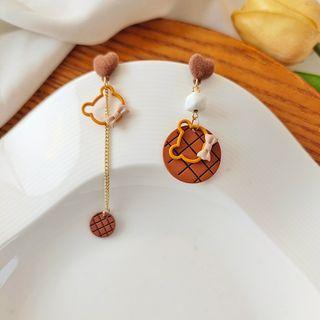 Bear Heart Asymmetrical Alloy Dangle Earring