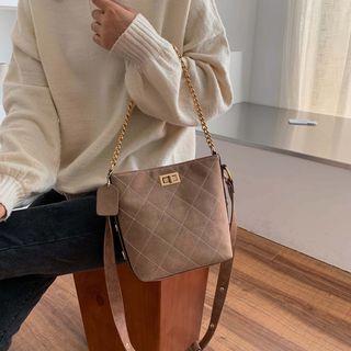 Flap Chain Bucket Bag