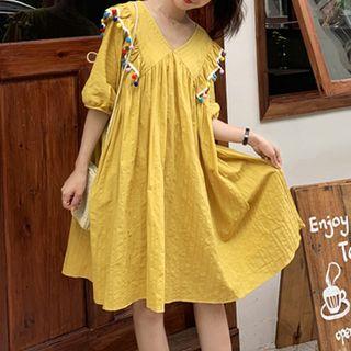 Ruffle-hem Pompom-detail Short-sleeve Dress