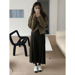 Pintuck-front Maxi Skirt