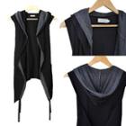 Sleeveless Contrast Trim Hooded Top