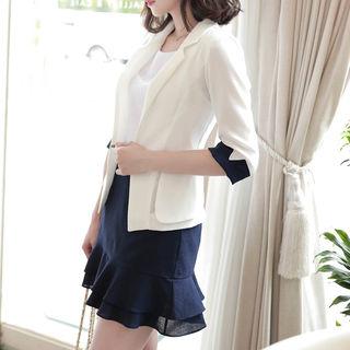 Contrast-cuff Hook-and-eye Blazer