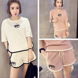 Set: Appliqu  Crewneck T-shirt + Sweat Shorts