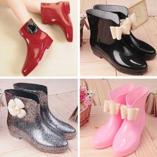 Flower / Bow Accent Short Rain Boots