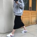 Plain Hoodie / Straight Fit Midi Skirt