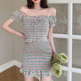 Off Shoulder Striped Blouse / Frill Mini Skirt As Shown In Figure - One Size