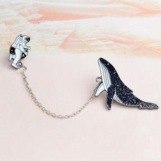 Astronaut & Whale Chained Alloy Brooch Black & White - One Size