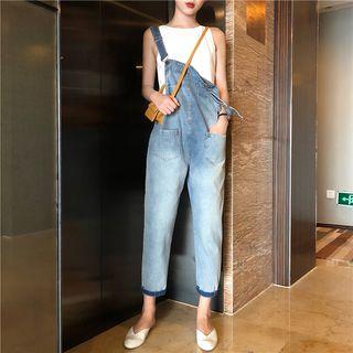 Plain Tank Top / Jumper Jeans