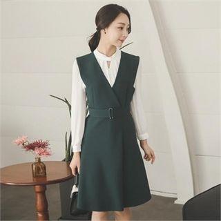 V-neck A-line Jumper Dress With Belt