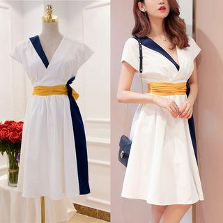 Short-sleeve Colored Panel A-line Dress
