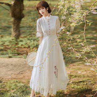 Short-sleeve Floral Embroidered Mesh Midi A-line Lace Dress