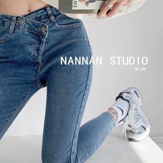 Asymmetric-waistline Skinny Jeans