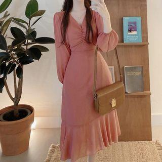Long-sleeve Ruched Ruffle Hem Midi Dress