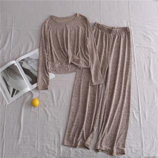 Set: Crew-neck Long-sleeve T-shirt + Pants