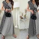 Sleeveless Color-block Stripe Dress Black - One Size