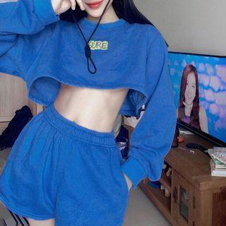 Set: Lettering Print Long-sleeve Crop Sweater + Plain Shorts