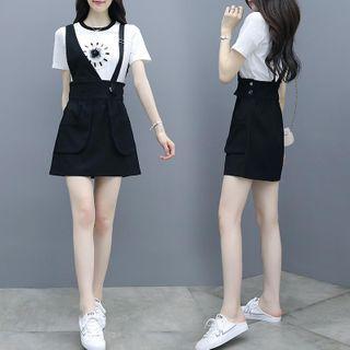 Set: Printed Short-sleeve T-shirt + Mini A-line Jumper Skirt