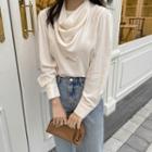 Round-neck Puff-sleeve Top With Scarf